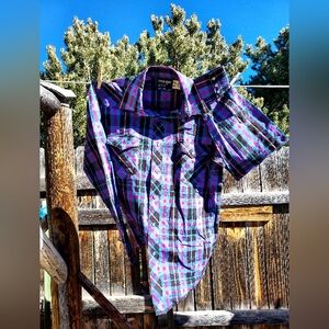 Wrangler 15x33 Button shirt Xlong Tails